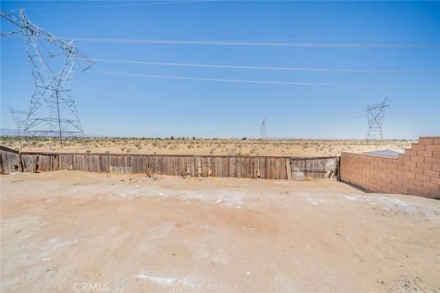 15536 Jojoba, Victorville, CA 92394