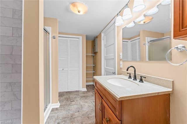 3090 US Highway 64 E, Mocksville, NC 27028