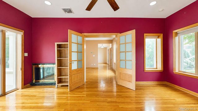 160-31 9th Avenue, Whitestone, NY 11357
