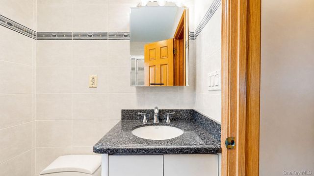 160-31 9th Avenue, Whitestone, NY 11357