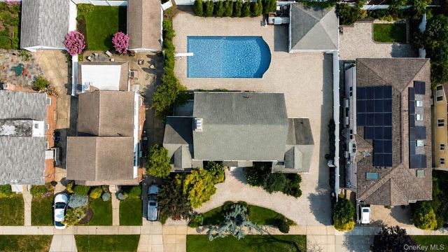 160-31 9th Avenue, Whitestone, NY 11357
