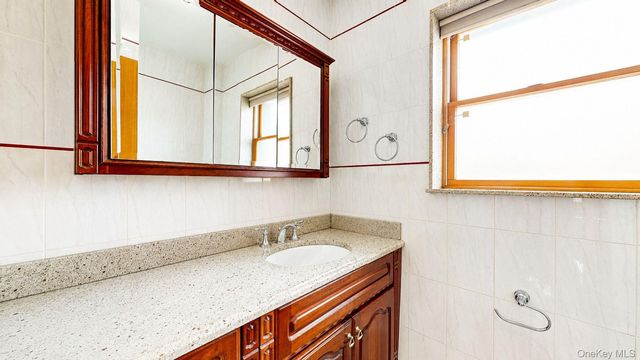 160-31 9th Avenue, Whitestone, NY 11357
