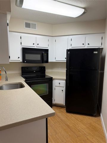 3816 SOUTHPOINTE DRIVE U2, Orlando, FL 32822