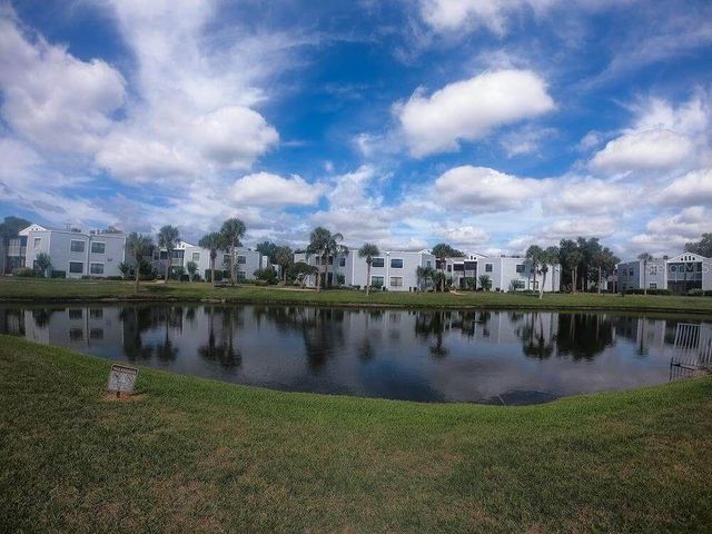 3816 SOUTHPOINTE DRIVE U2, Orlando, FL 32822