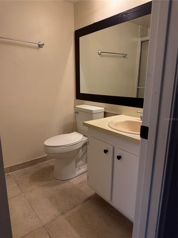 3816 SOUTHPOINTE DRIVE U2, Orlando, FL 32822