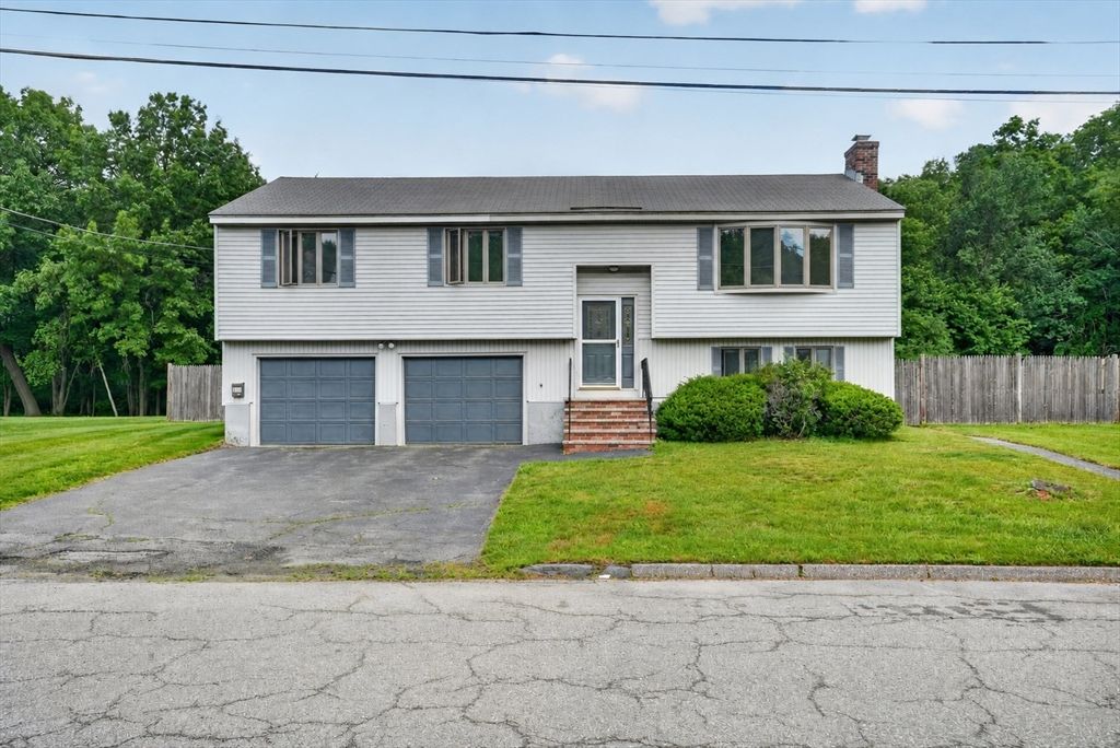 111 Woodburn Drive, Methuen, MA 01844