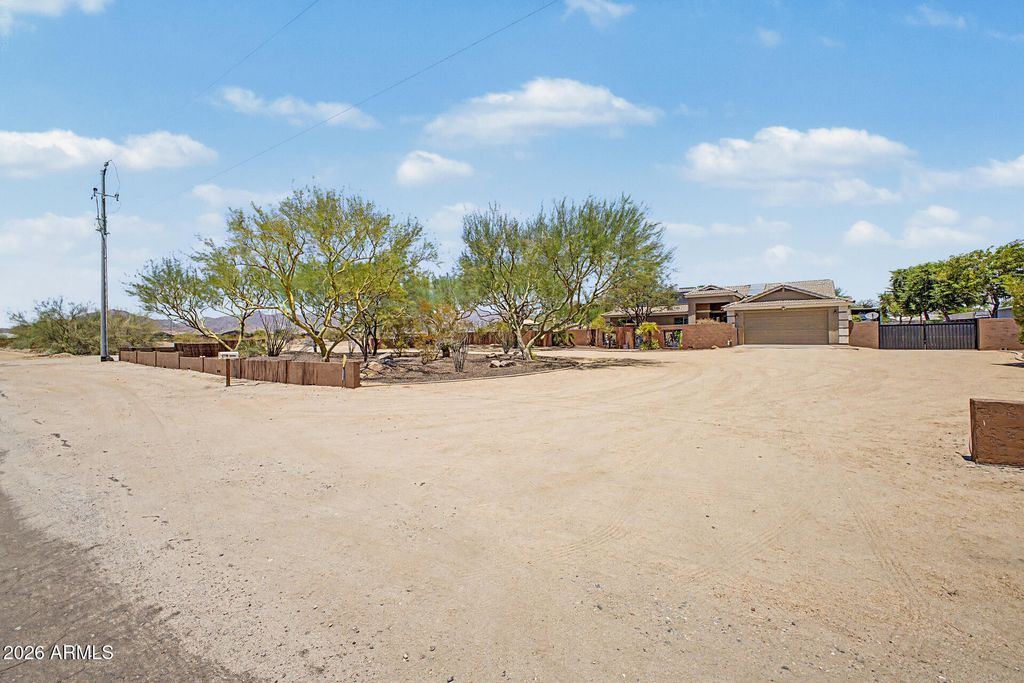 19340 W Lewis Avenue, Buckeye, AZ 85396 — photo 5