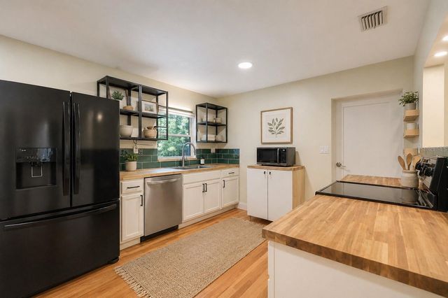 1818 GARVIN STREET, Orlando, FL 32803