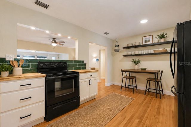 1818 GARVIN STREET, Orlando, FL 32803