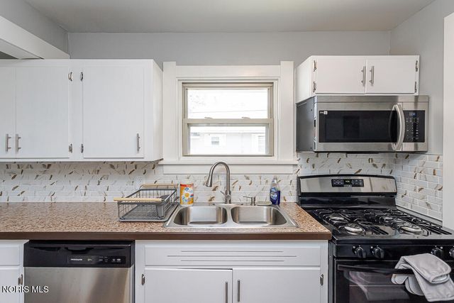 1802 Duncan Road, Toledo, OH 43613