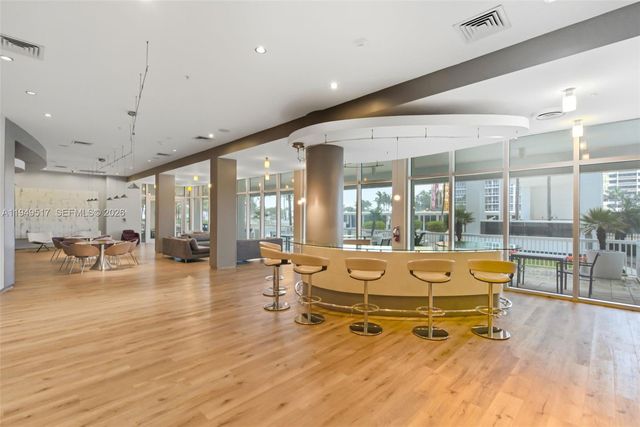 10275 Collins Ave 718, Bal Harbour, FL 33154