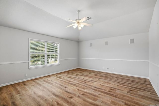 8214 Sabinoso Dr, Helotes, TX 78023