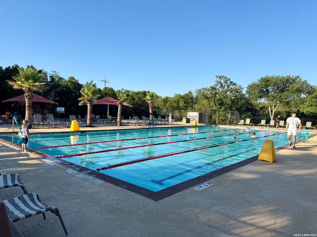 8214 Sabinoso Dr, Helotes, TX 78023