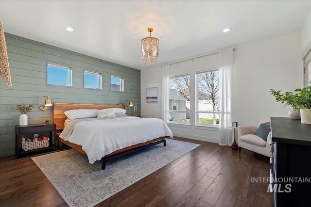 11592 W Shortcreek, Star, ID 83669