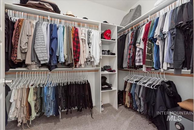 11592 W Shortcreek, Star, ID 83669