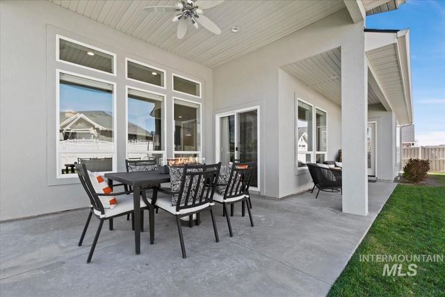 11592 W Shortcreek, Star, ID 83669