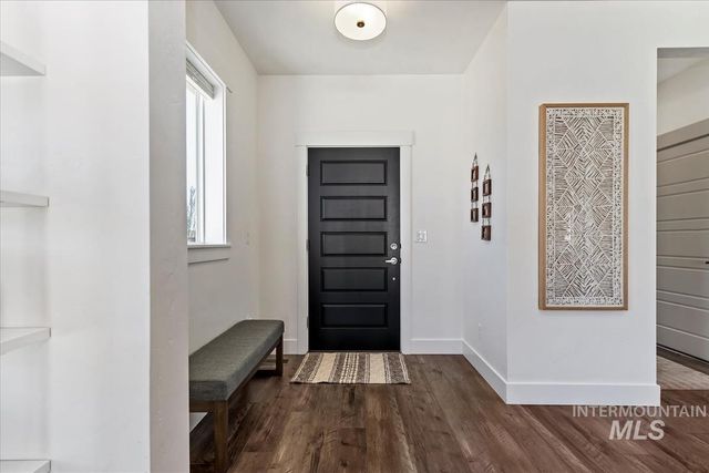 11592 W Shortcreek, Star, ID 83669