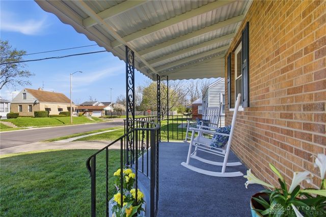 412 Cape Cod Drive, Springfield, OH 45505