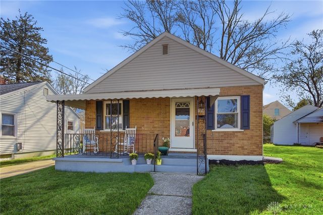 412 Cape Cod Drive, Springfield, OH 45505