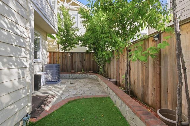 4040 Hemingway, Fremont, CA 94536