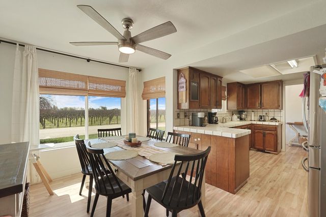 28600 N Sowles Rd, Galt, CA 95632