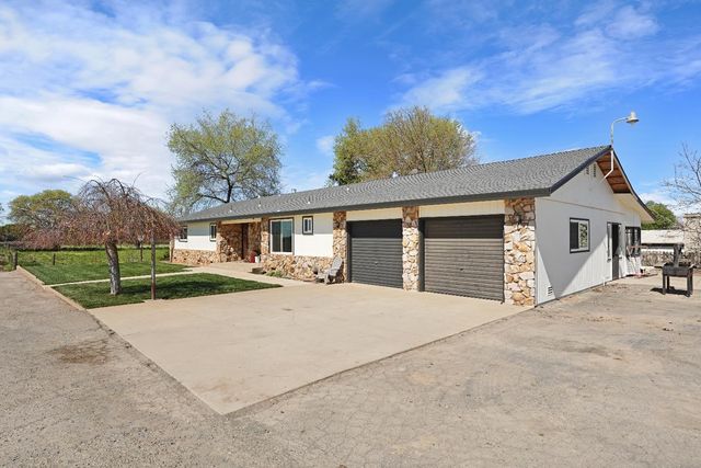 28600 N Sowles Rd, Galt, CA 95632