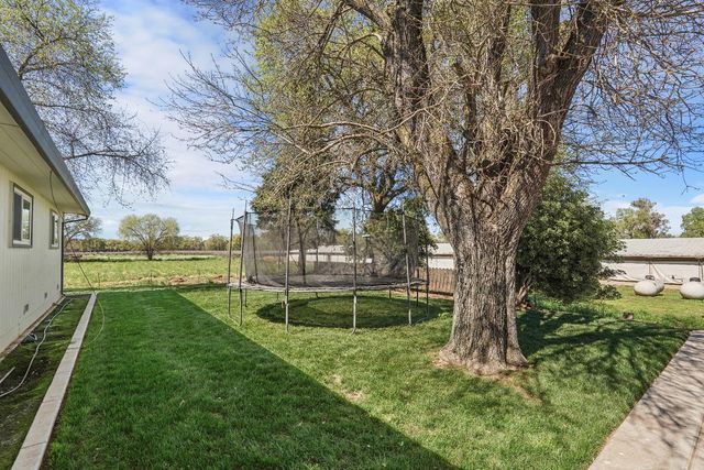 28600 N Sowles Rd, Galt, CA 95632