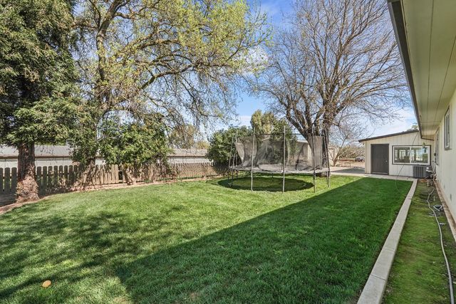 28600 N Sowles Rd, Galt, CA 95632