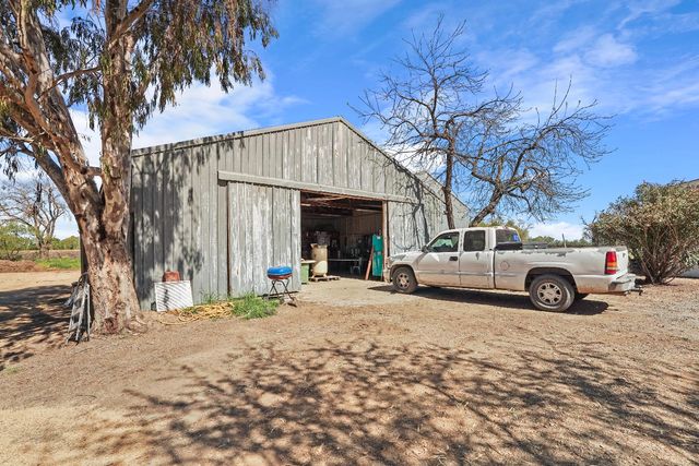 28600 N Sowles Rd, Galt, CA 95632