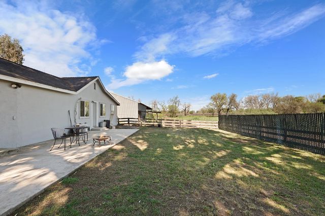 28600 N Sowles Rd, Galt, CA 95632