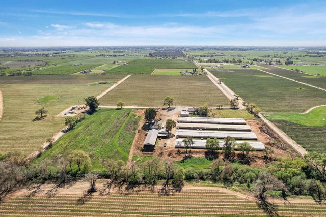 28600 N Sowles Rd, Galt, CA 95632