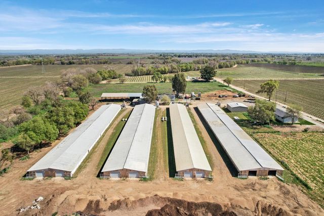 28600 N Sowles Rd, Galt, CA 95632