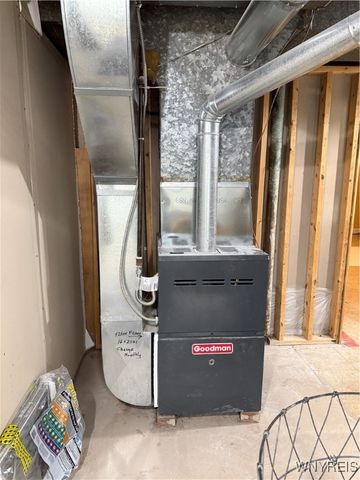 104 Tudor Boulevard, West Seneca, NY 14220