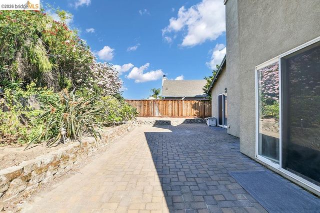 1281 Fetzer Lane, Oakley, CA 94561