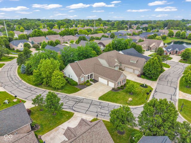 15404 Mission Hills Court, Carmel, IN 46033