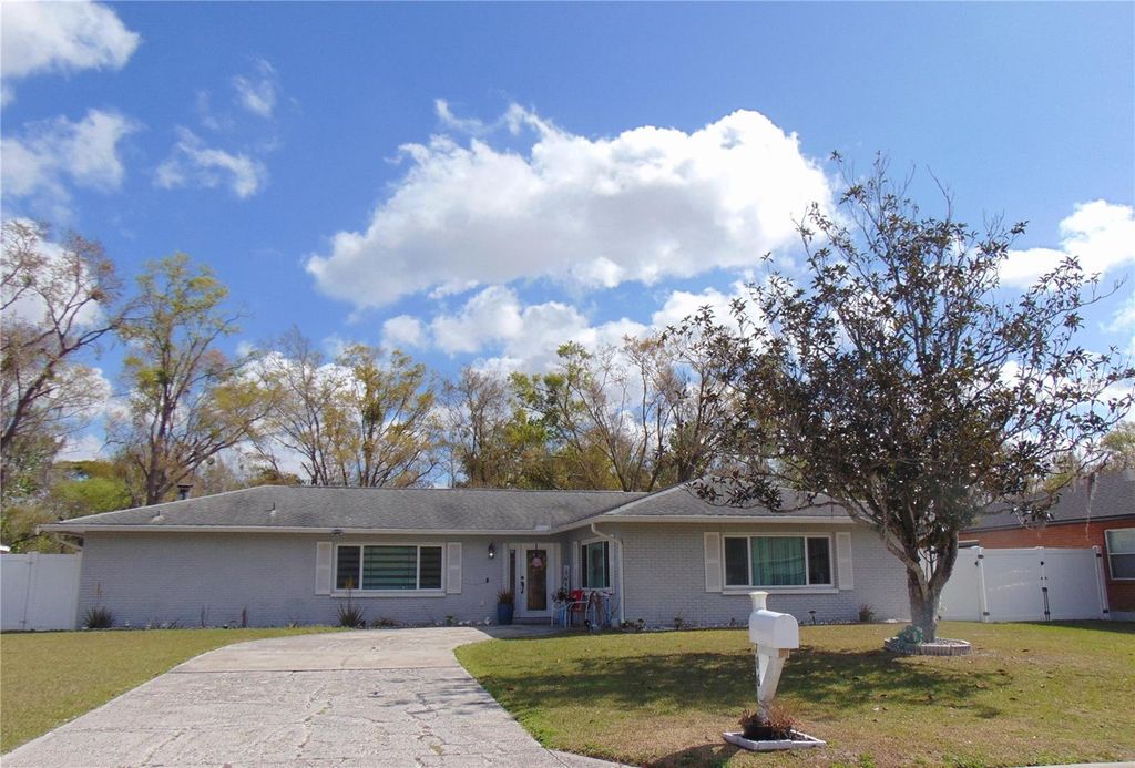 4706 TAMPA DOWNS BOULEVARD, Lutz, FL 33559