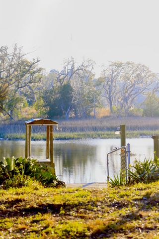 4559 Smoak Road, Meggett, SC 29449