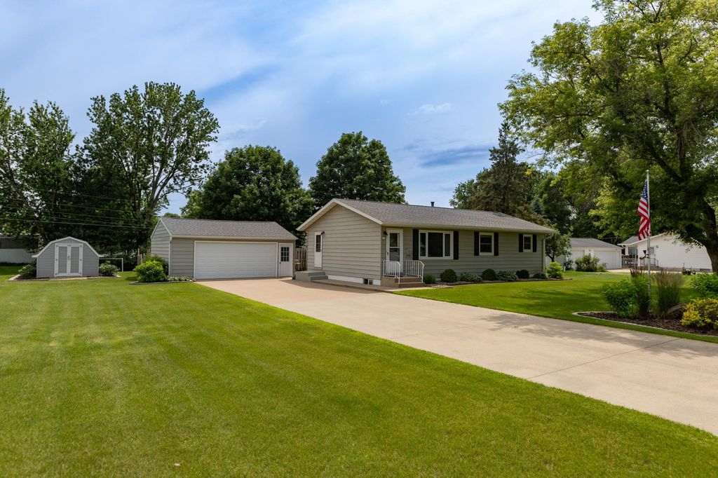 5160 14th Street SE, Rochester, MN 55904