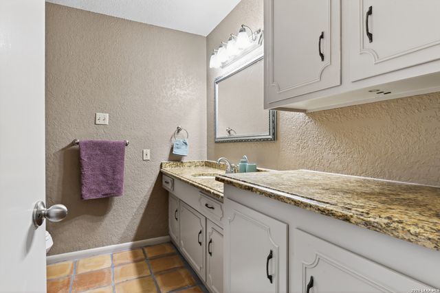 5822 Northgap, Windcrest, TX 78239