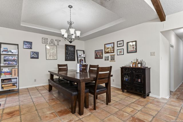 5822 Northgap, Windcrest, TX 78239