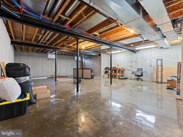 6 TWIN OAKS CT, Sewell, NJ 08080