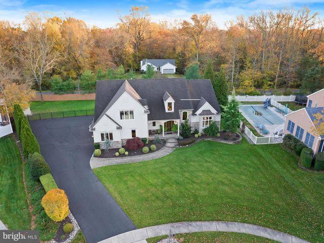 6 TWIN OAKS CT, Sewell, NJ 08080