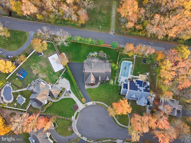 6 TWIN OAKS CT, Sewell, NJ 08080