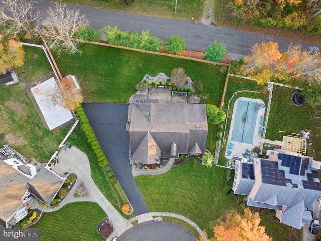 6 TWIN OAKS CT, Sewell, NJ 08080