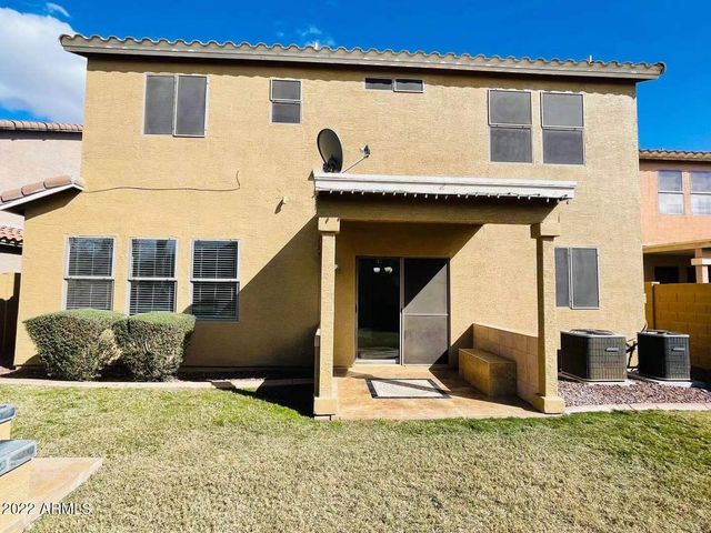 1704 S Falcon Drive, Gilbert, AZ 85295