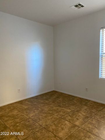 1704 S Falcon Drive, Gilbert, AZ 85295