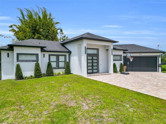 3510 W 9th Court, Lehigh Acres, FL 33971