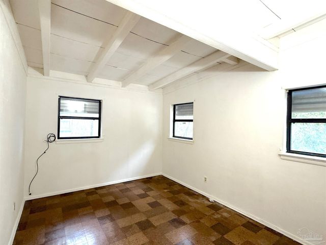 704 Woodland Dr, Pensacola, FL 32503