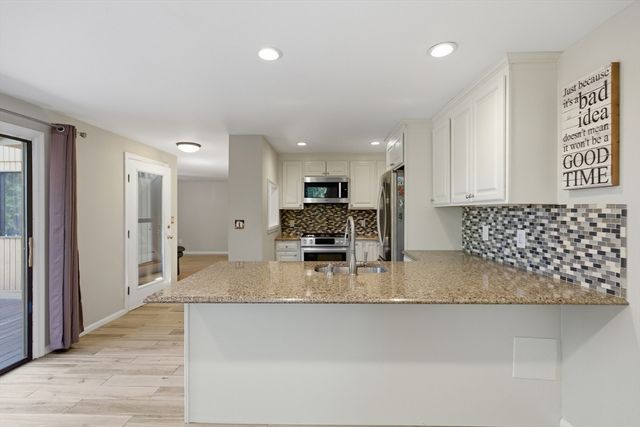 245 Eliot St 245, Ashland, MA 01721