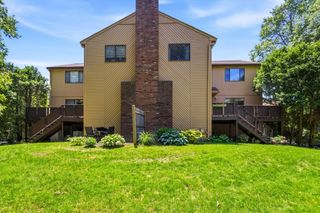 245 Eliot St 245, Ashland, MA 01721